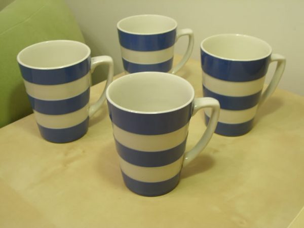 A set of 4 TG Green Blue and White Cornishware Mugs