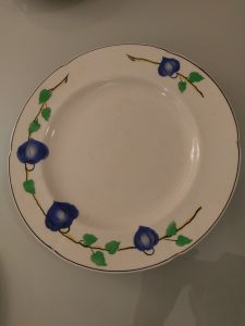 TG Green Physalis 25cm dinner plates