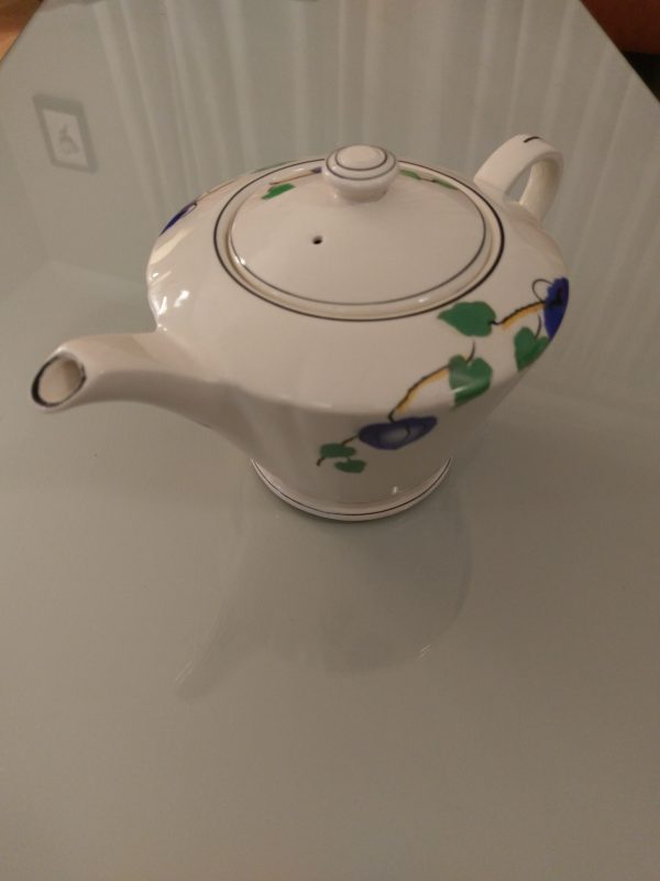 TG Green Physalis teapot and stand, all in excellent condition.